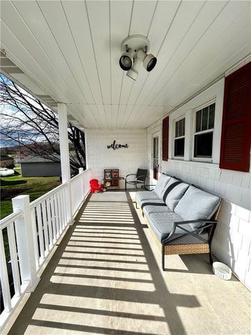 161 Cambria St, Dunbar Twp, PA 15431