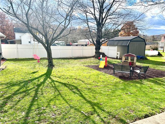 161 Cambria St, Dunbar Twp, PA 15431