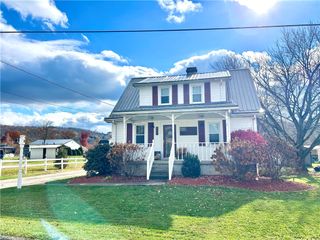 161 Cambria St, Dunbar Twp, PA 15431