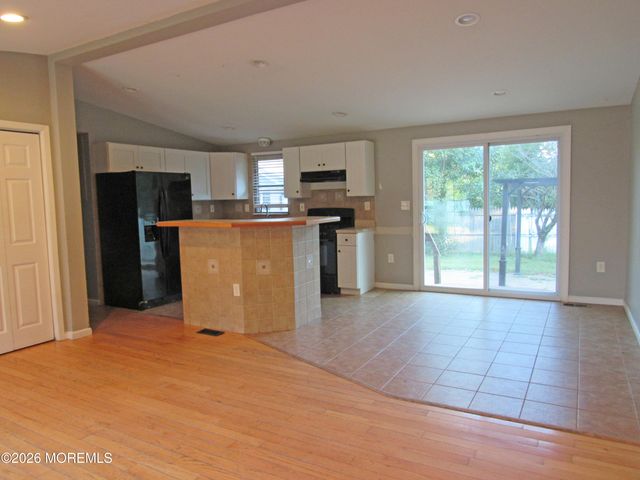 120 Bay Way, Lanoka Harbor, NJ 08734