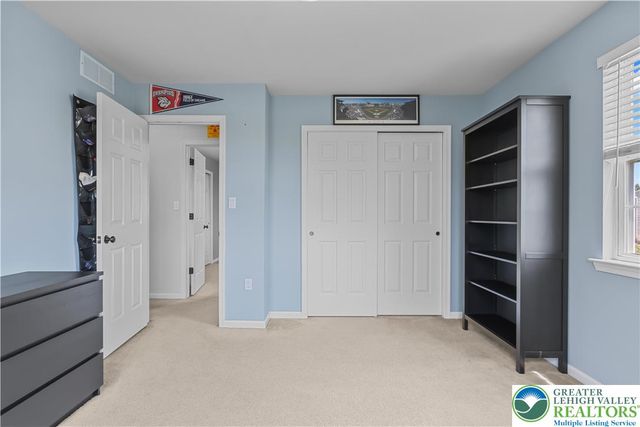 7725 Harbor Court, Washington Twp, PA 18080