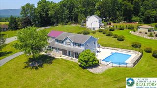 7725 Harbor Court, Washington Twp, PA 18080