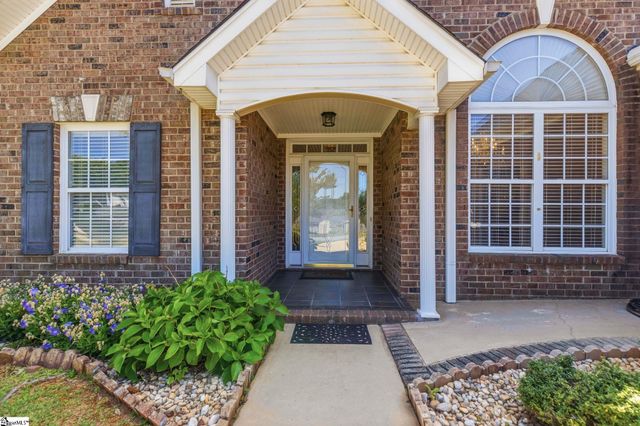5 St Thomas Court, Greer, SC 29651