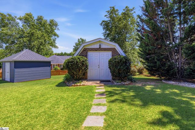 5 St Thomas Court, Greer, SC 29651
