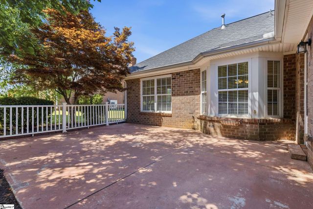 5 St Thomas Court, Greer, SC 29651