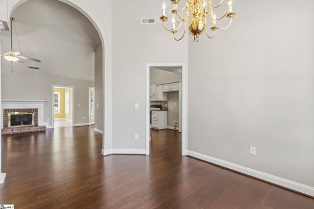 5 St Thomas Court, Greer, SC 29651