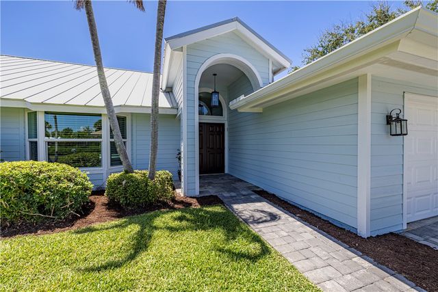 1131 Admirals Walk, Vero Beach, FL 32963