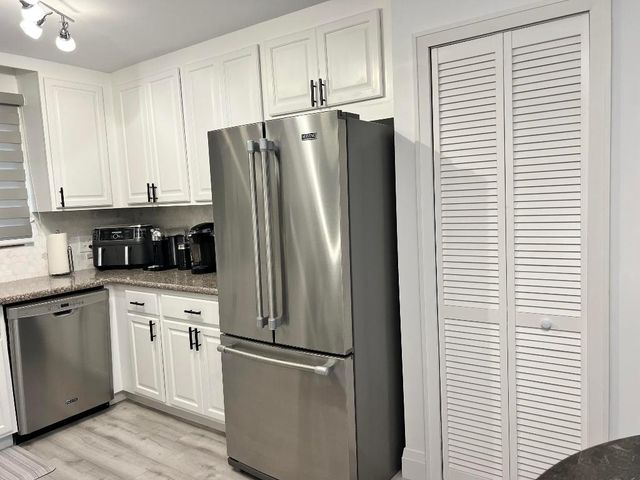 7770 Tahiti Lane 602, Lake Worth, FL 33467