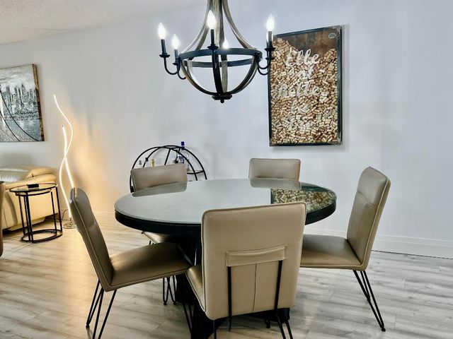 7770 Tahiti Lane 602, Lake Worth, FL 33467