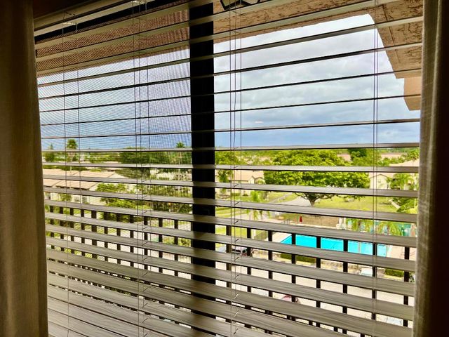 7770 Tahiti Lane 602, Lake Worth, FL 33467