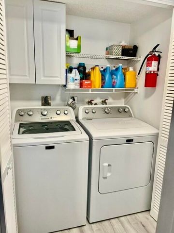 7770 Tahiti Lane 602, Lake Worth, FL 33467