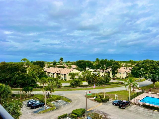 7770 Tahiti Lane 602, Lake Worth, FL 33467