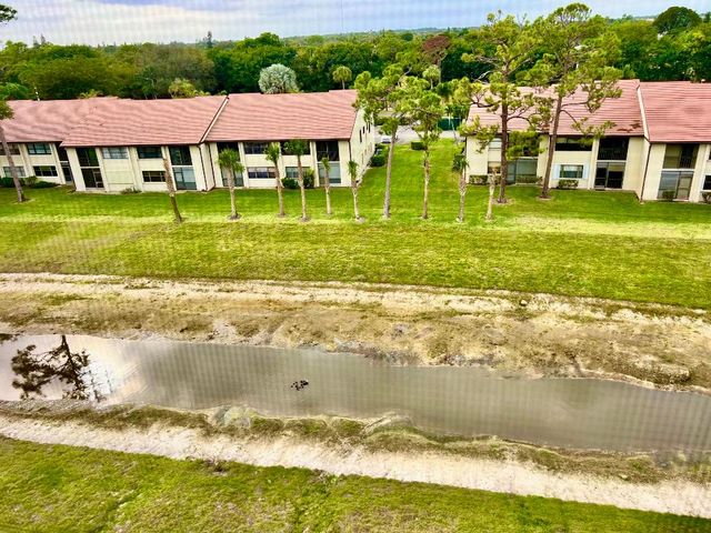 7770 Tahiti Lane 602, Lake Worth, FL 33467