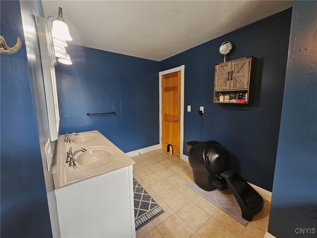 8007 Kimball Road, Vienna, NY 13308