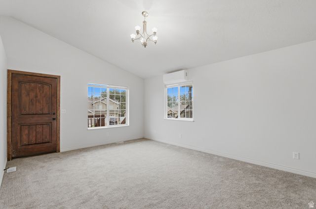 1424 N SPRING MOUNTAIN DR, Springville, UT 84663