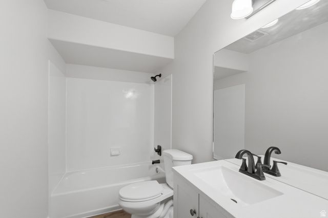 1424 N SPRING MOUNTAIN DR, Springville, UT 84663