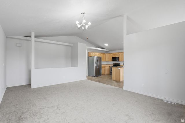 1424 N SPRING MOUNTAIN DR, Springville, UT 84663