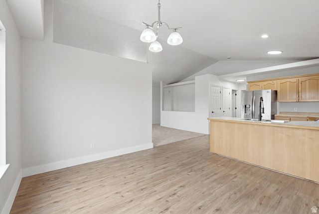 1424 N SPRING MOUNTAIN DR, Springville, UT 84663