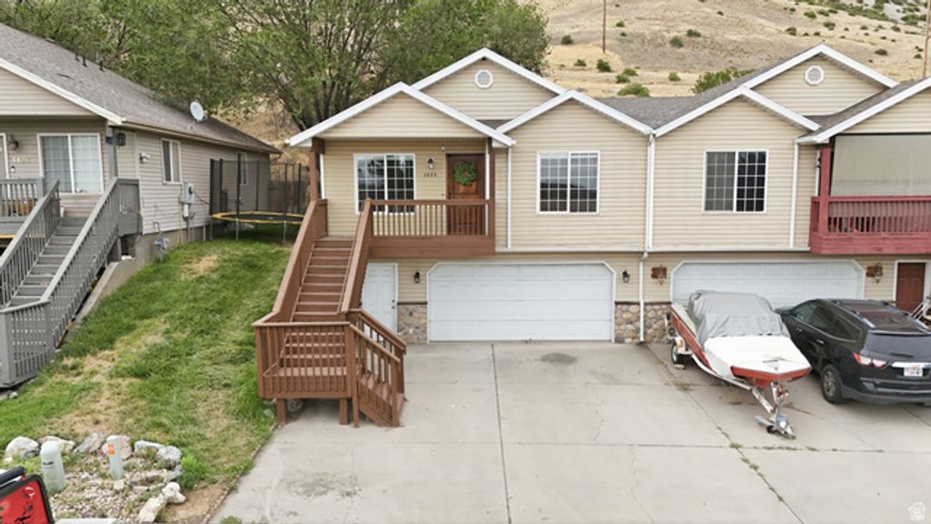 1424 N SPRING MOUNTAIN DR, Springville, UT 84663