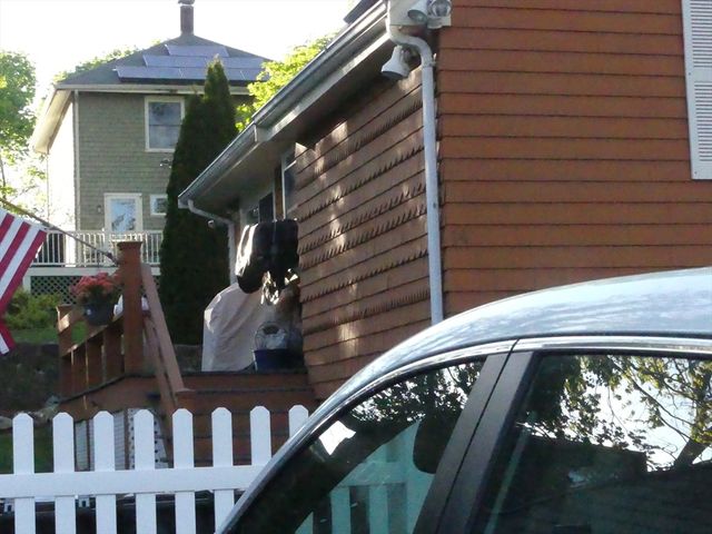 14 Lawrence St, Beverly, MA 01915