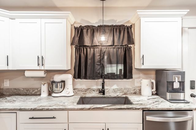 15 Raccoon Rd, Westmoreland, TN 37186