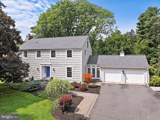 186 FAIRVIEW RD, Skillman, NJ 08558