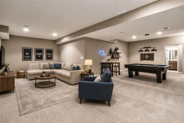 2003 Creek View Lane, Raymore, MO 64083