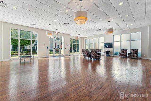 2 N Commerce Square 204, Robbinsville, NJ 08691