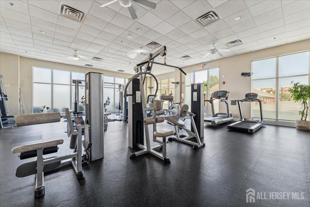 2 N Commerce Square 204, Robbinsville, NJ 08691