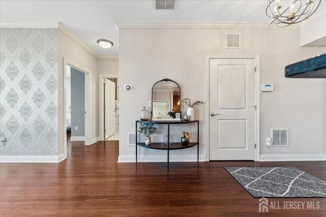 2 N Commerce Square 204, Robbinsville, NJ 08691