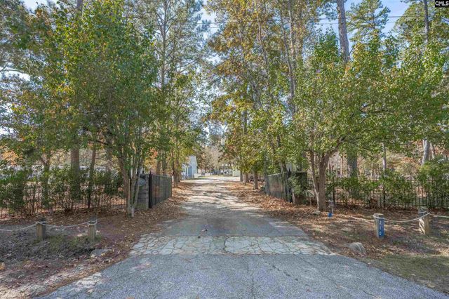 210 Bedford Way, Prosperity, SC 29127