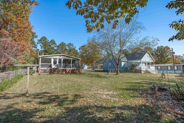 210 Bedford Way, Prosperity, SC 29127