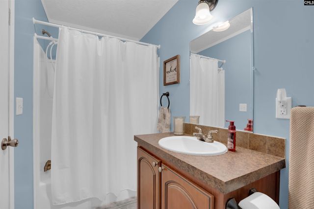 210 Bedford Way, Prosperity, SC 29127