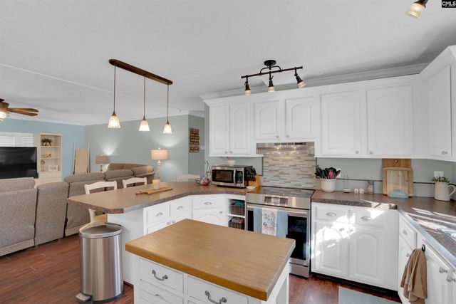 210 Bedford Way, Prosperity, SC 29127