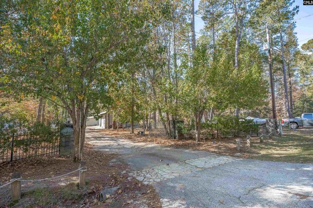 210 Bedford Way, Prosperity, SC 29127