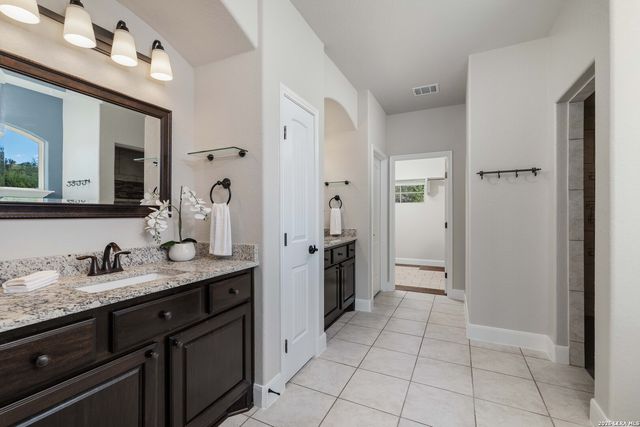 1621 Angolo, New Braunfels, TX 78132