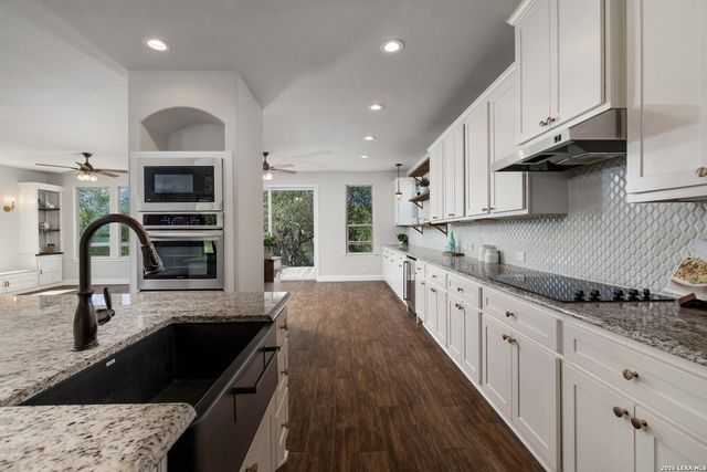 1621 Angolo, New Braunfels, TX 78132