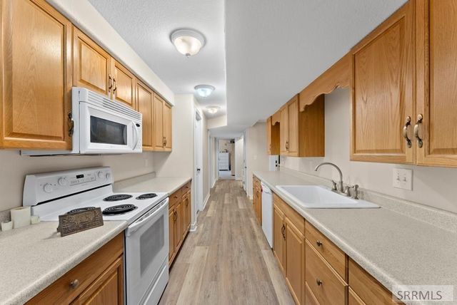 1522 Sod Farm Road, Pocatello, ID 83204