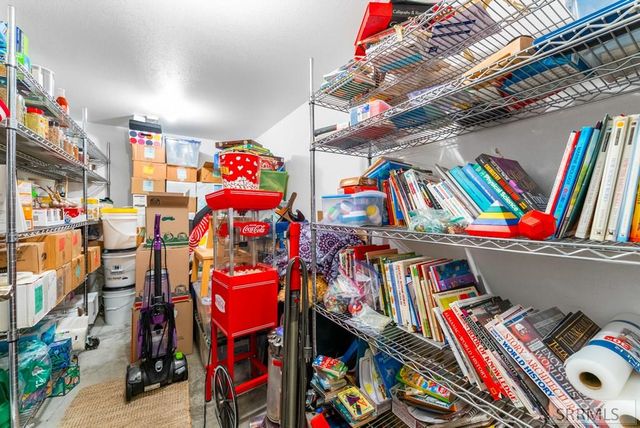 1522 Sod Farm Road, Pocatello, ID 83204