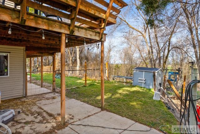 1522 Sod Farm Road, Pocatello, ID 83204