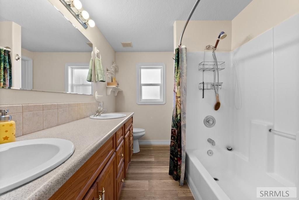 Image 42 of property listing at 1522 Sod Farm Road, Pocatello, ID 83204