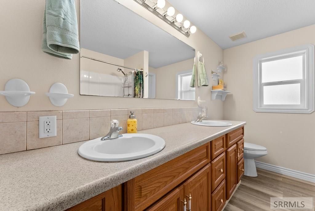 Image 43 of property listing at 1522 Sod Farm Road, Pocatello, ID 83204