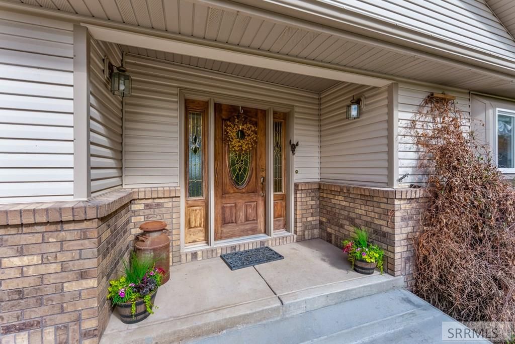 Image 8 of property listing at 1522 Sod Farm Road, Pocatello, ID 83204