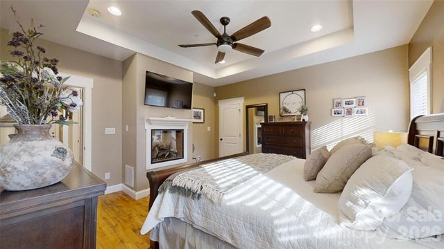 1520 Weatherwood Drive, Lincolnton, NC 28092