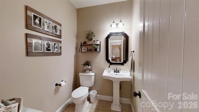 1520 Weatherwood Drive, Lincolnton, NC 28092