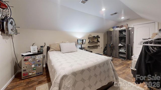 1520 Weatherwood Drive, Lincolnton, NC 28092