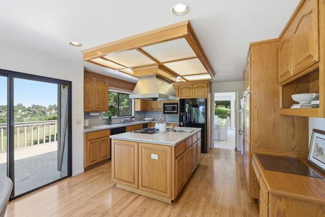 12390 Gigli Court, Los Altos Hills, CA 94022