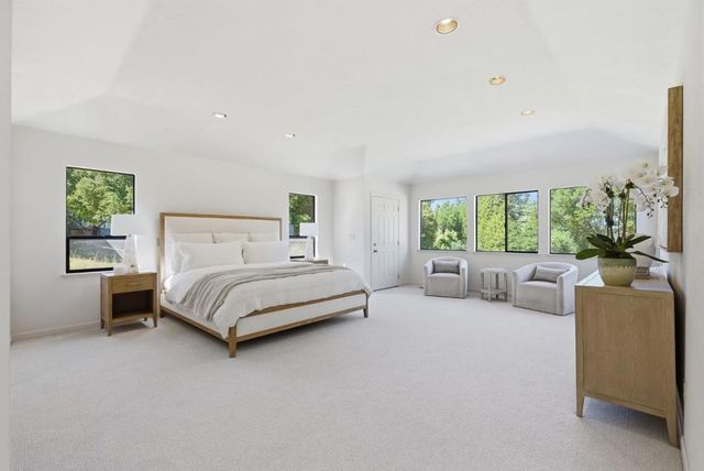 12390 Gigli Court, Los Altos Hills, CA 94022