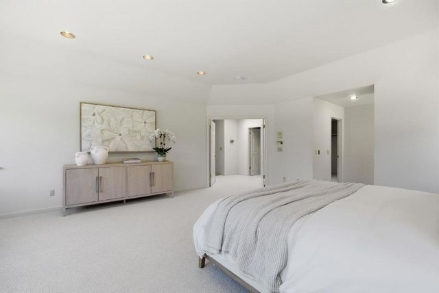 12390 Gigli Court, Los Altos Hills, CA 94022