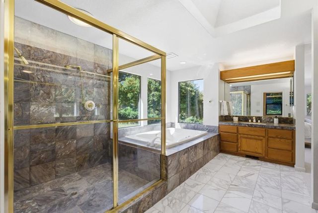 12390 Gigli Court, Los Altos Hills, CA 94022